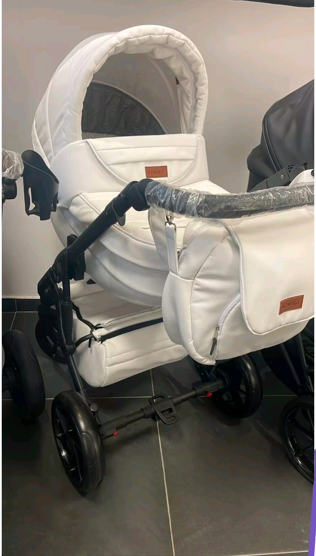 MOMMO AAA Kinderwagen 3in1 Öko-Leder – Cosmo I-Size-Sitz