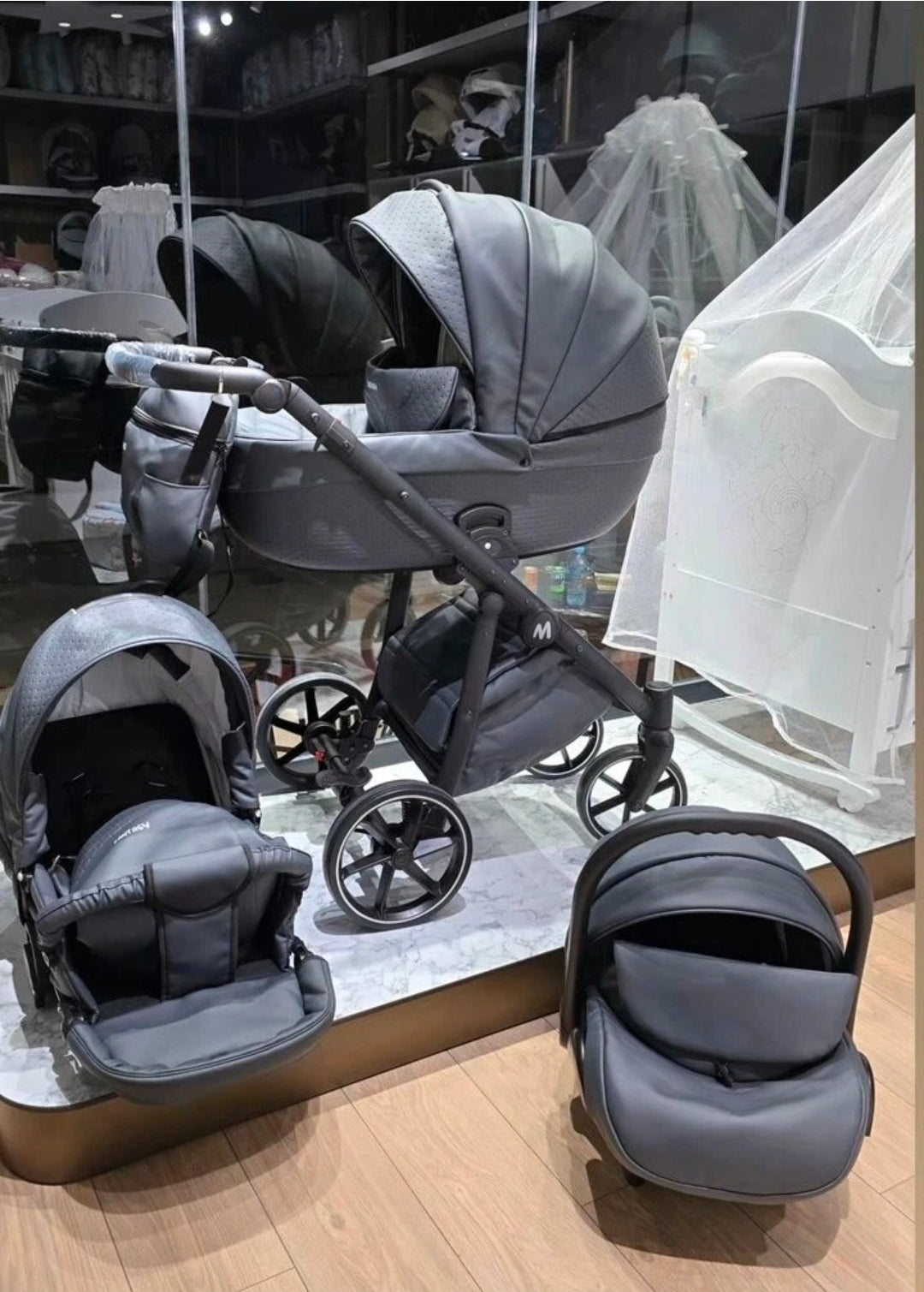 MOMMO FANTASY Kinderwagen 2in1/3in1/4in1 Öko-Leder /Autositz